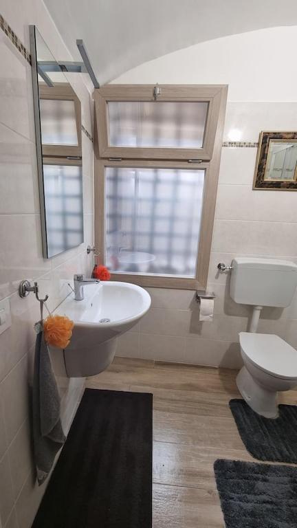 Beautifully Restored Romantic Apartment In The Centre Of Historic Dolcedo Luaran gambar